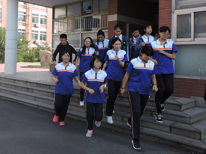 山东省章丘第五中学网站 德育之窗 德育建设  9月26日,2015级进行安全