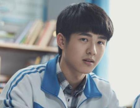 刘昊然家里很有钱吗刘昊然在以前叫什么名字