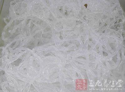 10吨假海蜇丝流入市场 误食致人弱智