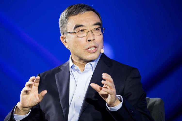 华为董事长梁华