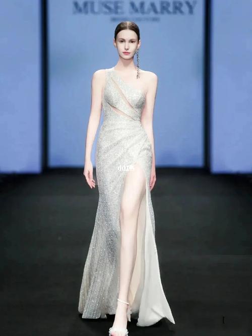 最美礼服|musemarry2021绝美秋冬高定7815_礼服_秀场_上海攻略