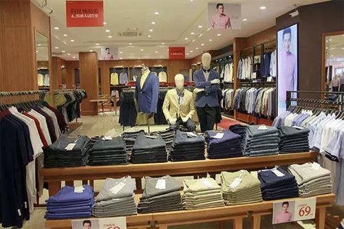 阿仕顿男装品牌丹阳后巷超级旗舰店火爆试营业