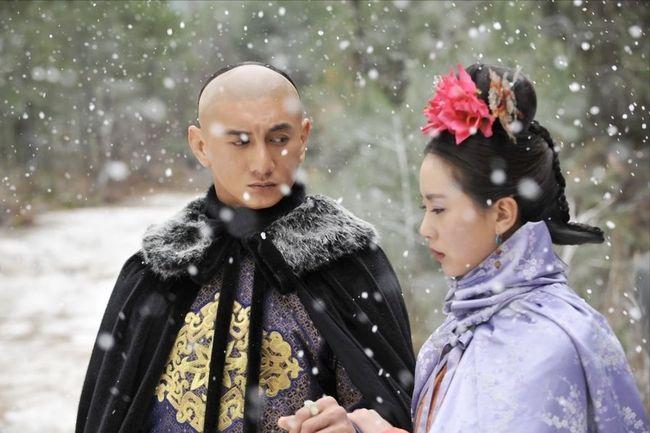 步步惊心:四爷与若曦初尝禁果时,为何突然停下?你看若曦说了啥