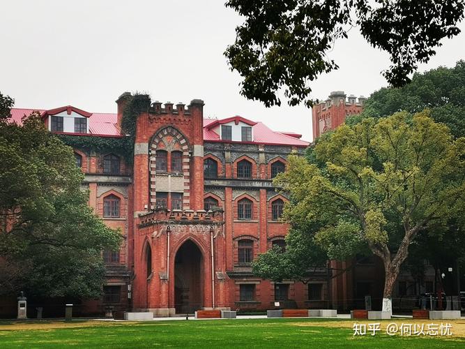 可以发一些苏州大学天赐庄的优美图片吗?想去做成海报