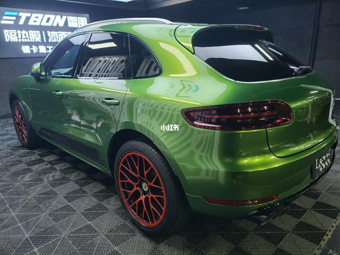 保时捷macan改色曼巴绿_保时捷怎么样_汽车改色贴膜_汽车_汽车装饰