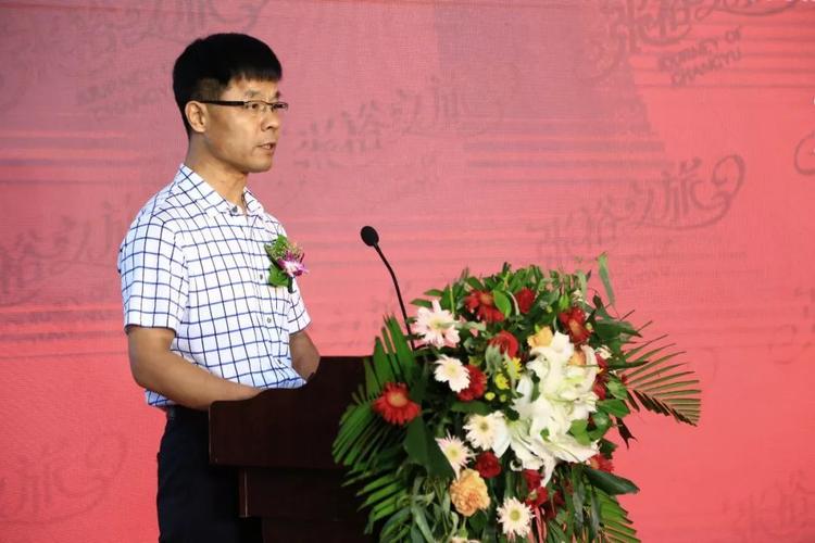 烟台经济技术开发区工委委员,管委会副主任闫庆华