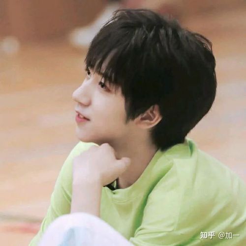 有没有贺峻霖的神图?