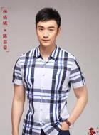 陈嘉豪  演员 林佑威   香港丽人时装厂的少老板,为人敦厚,善良