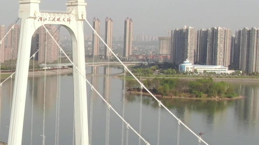 湖南长沙湘江三汊矶大桥