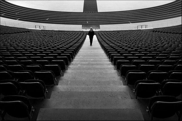 有哪些构图强大的摄影作品?