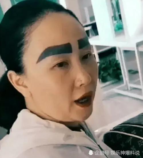 三,请大家评评,付多少钱给纹眉师比较合适?