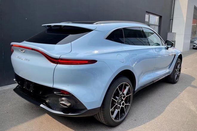 新一代suv阿斯顿马丁dbx上市落地价