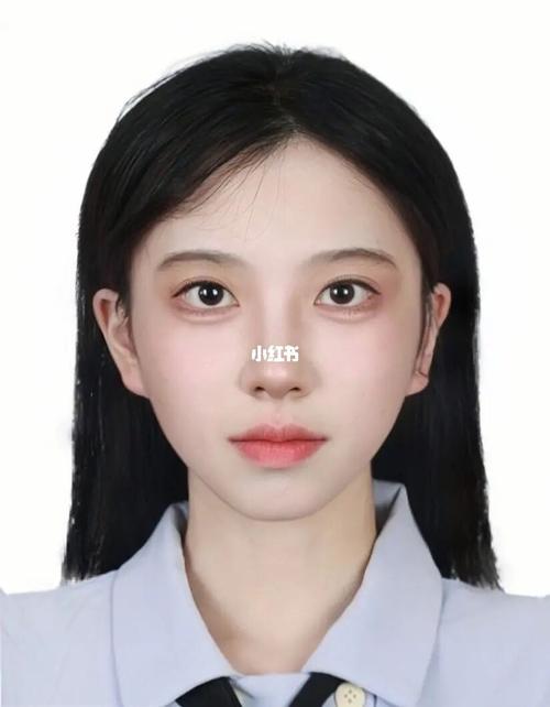 无刘海证件照
