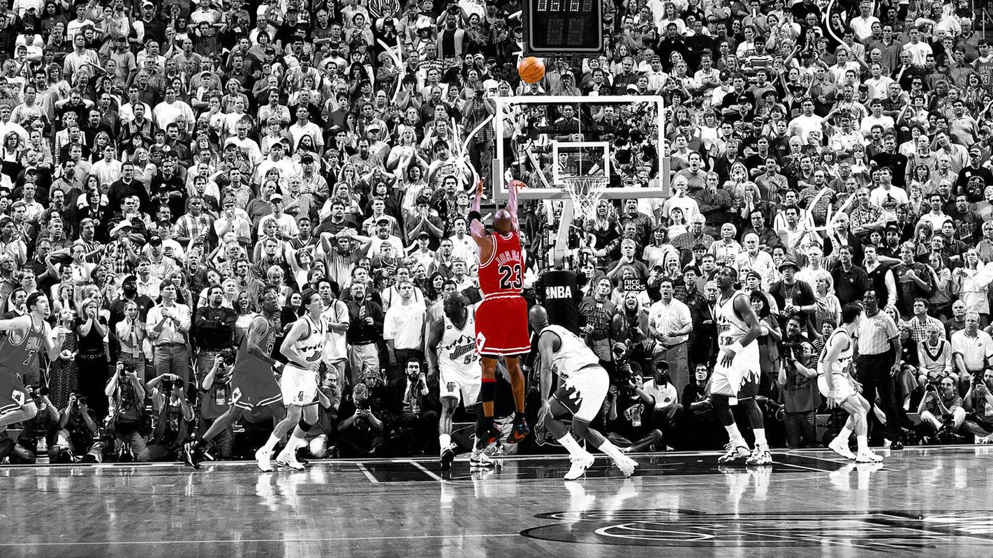 迈克尔·乔丹高清霸气球场桌面壁纸