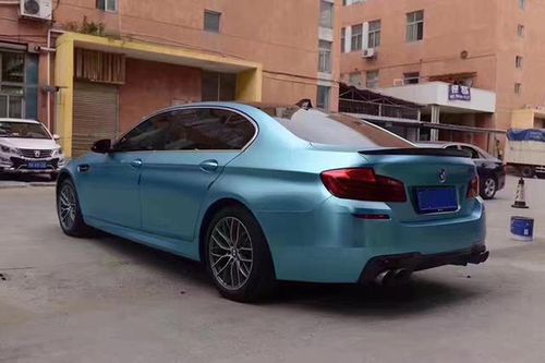 改色电光水湖蓝色,该色有着清晰的金属质感,细腻圆润,颜色透亮均匀,是