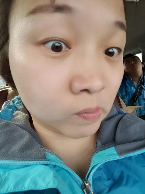 又撇嘴