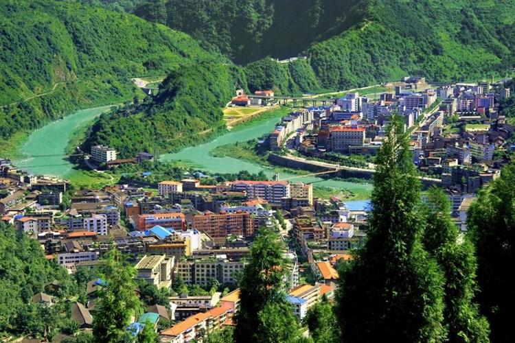 北川  