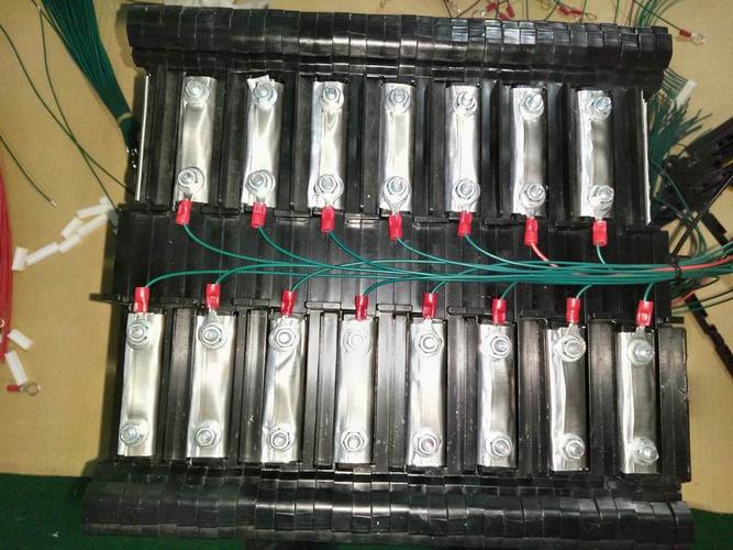 电动汽车老年代步车锂电池48v60v72v50ah100ah磷酸铁