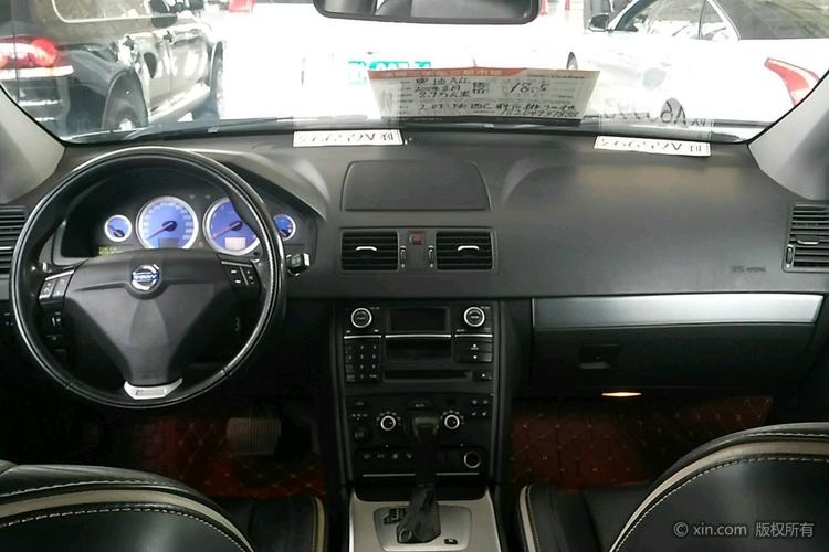 沃尔沃xc90完整中控台全景