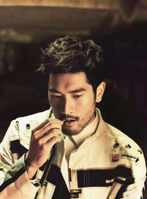 高以翔:世间美好都在2019离我而去,谢谢你曾装饰了我的精神世界