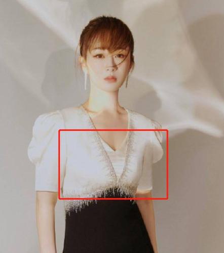 女星穿"情趣内衣"被喷上热搜:中国女孩,不敢性感