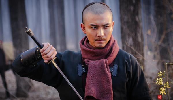 王羽铮《刘墉追案》开播 热血捕头"挑衅"何冰战斗值max