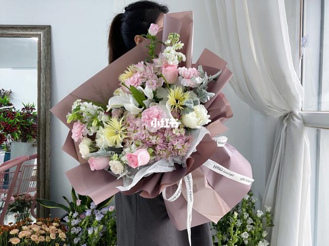 适合送长辈的一款鲜花束～_花束_生日_花艺_生日花束