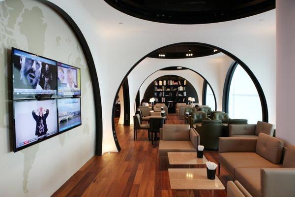 the facilities offered in the turkish airlines departure lounge