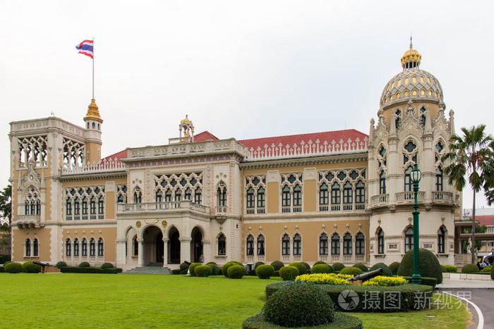 泰国政府大楼,泰国政府房子 (santi 麦特瑞大厦,泰国 khu fah 大厦)