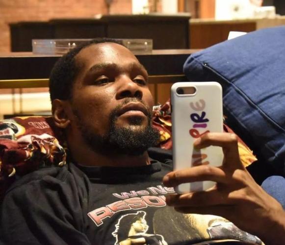 每天被骂336次!美媒统计近1年推特被骂榜单:老詹霸榜,杜兰特第四!