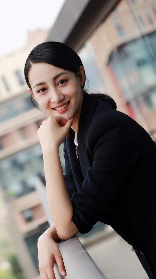 影视演员陈雅斓宣传美图