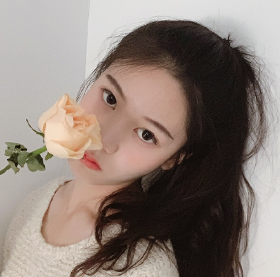 气质甜美女生头像图片