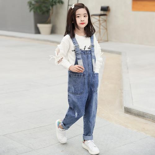 女童背带裤2020春季新款韩版中大童洋气宽松牛仔裤子小女孩长裤潮