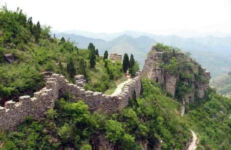 据史料记载,大峰山始开发于元末清楚,兴盛于明,清,是齐鲁长城的发源