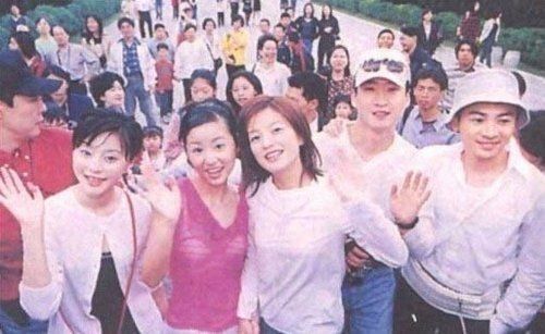 《还珠格格》幕后罕见花絮照