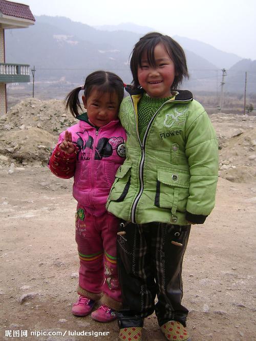 农村小姑娘图片