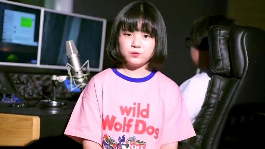 周深都不是她对手小姑韩甜甜天籁高音翻唱左手指月太牛了