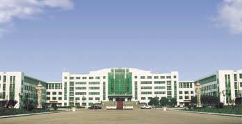 学院前身是创办于1985年的大王职工技校;1990年,更名为广饶县成人中等