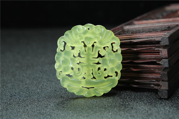 岫玉玉佩手工diy饰品配件 岫玉镂空福寿双花男女款玉石吊坠挂件