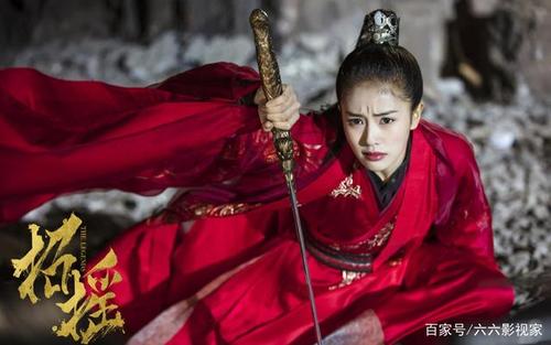 再来一打最美女明星红装大pk,没想到白鹿的招摇这么美