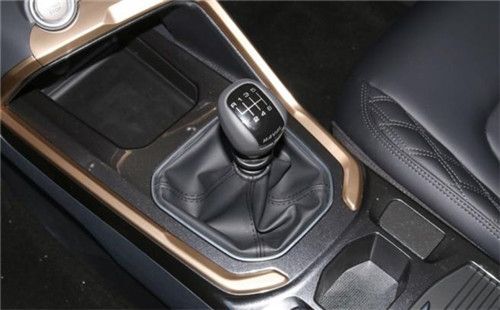 第二代哈弗h6满足你的手动挡梦想!