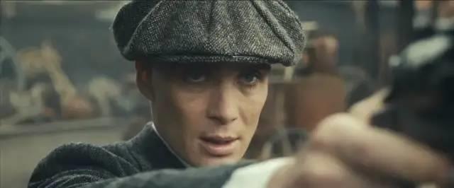 和亚瑟刚好相反,深思熟虑,沉着冷酷.老二汤米·谢尔比.