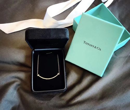 tiffany笑脸项链细节