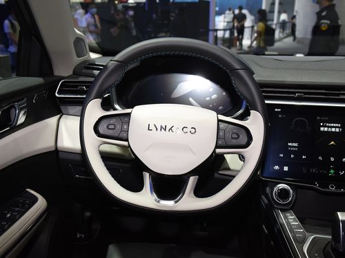 方向盘样式很时尚/引自汽车之家图库