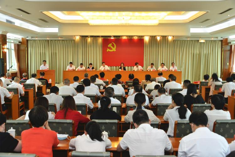 主题党日活动现场福建机关党建网讯 6月28日,省委省直机关工委开展