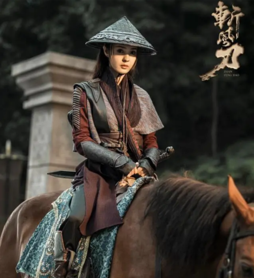 "斩风刀"上线,江湖三女怒斩蛇人,带你走进热血江湖!