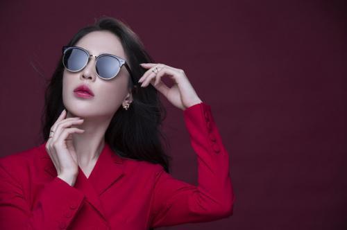 换新发型的心情句子 换个发型换种心情句子45句