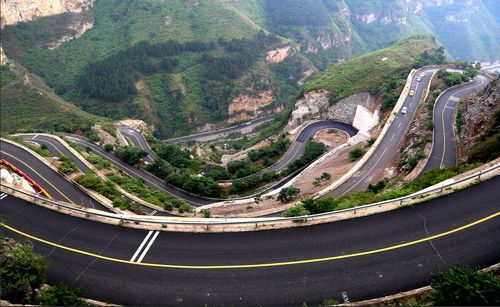 旅行 红井路——北京最美公路 写美篇  红井路,是房山区境内的一条