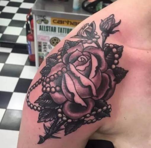 性感的 | 肩膀纹身