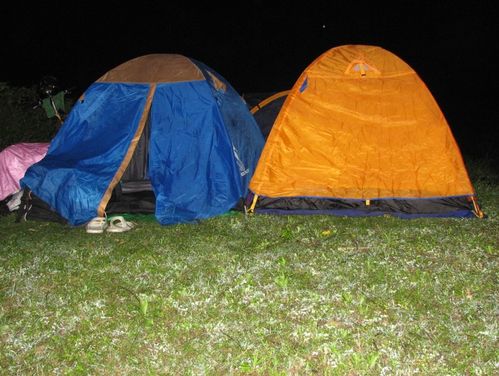 壮举————夜晚在师大校园露营